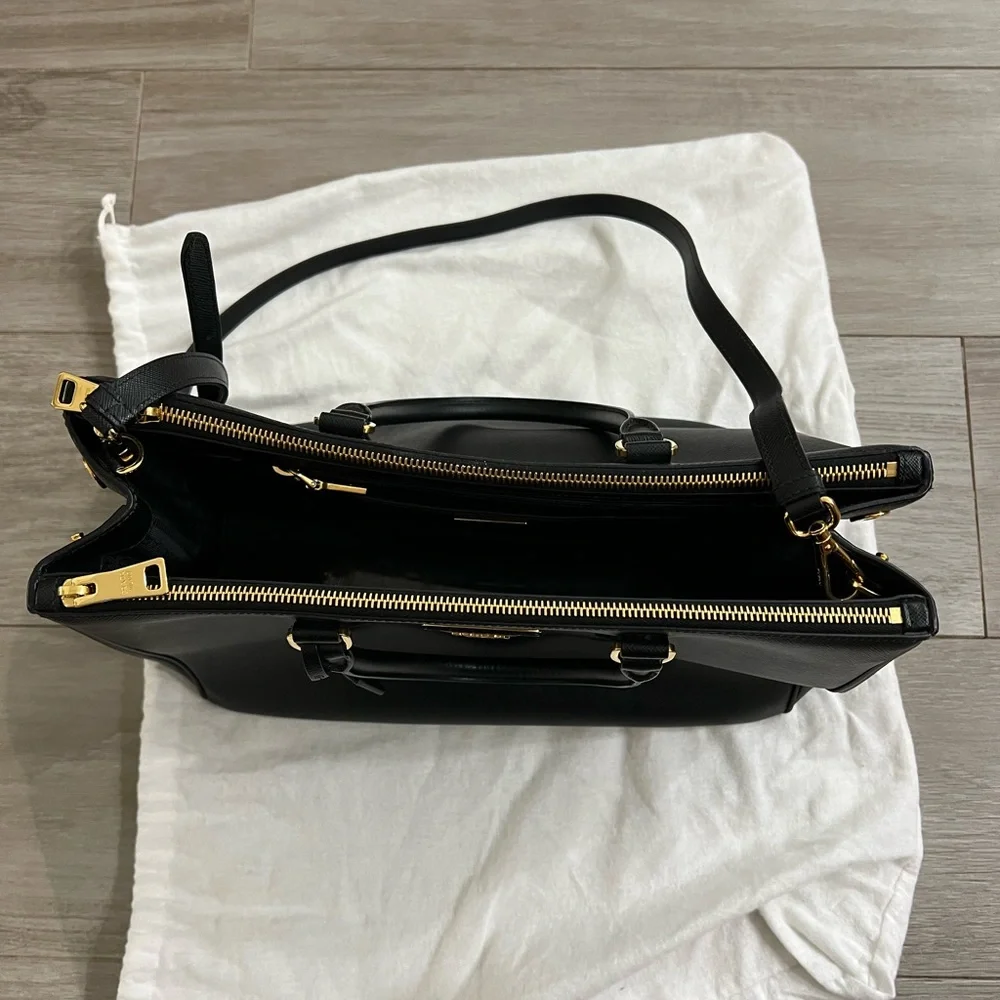 Large Prada Galleria Saffiano leather bag - Picture 5 of 9